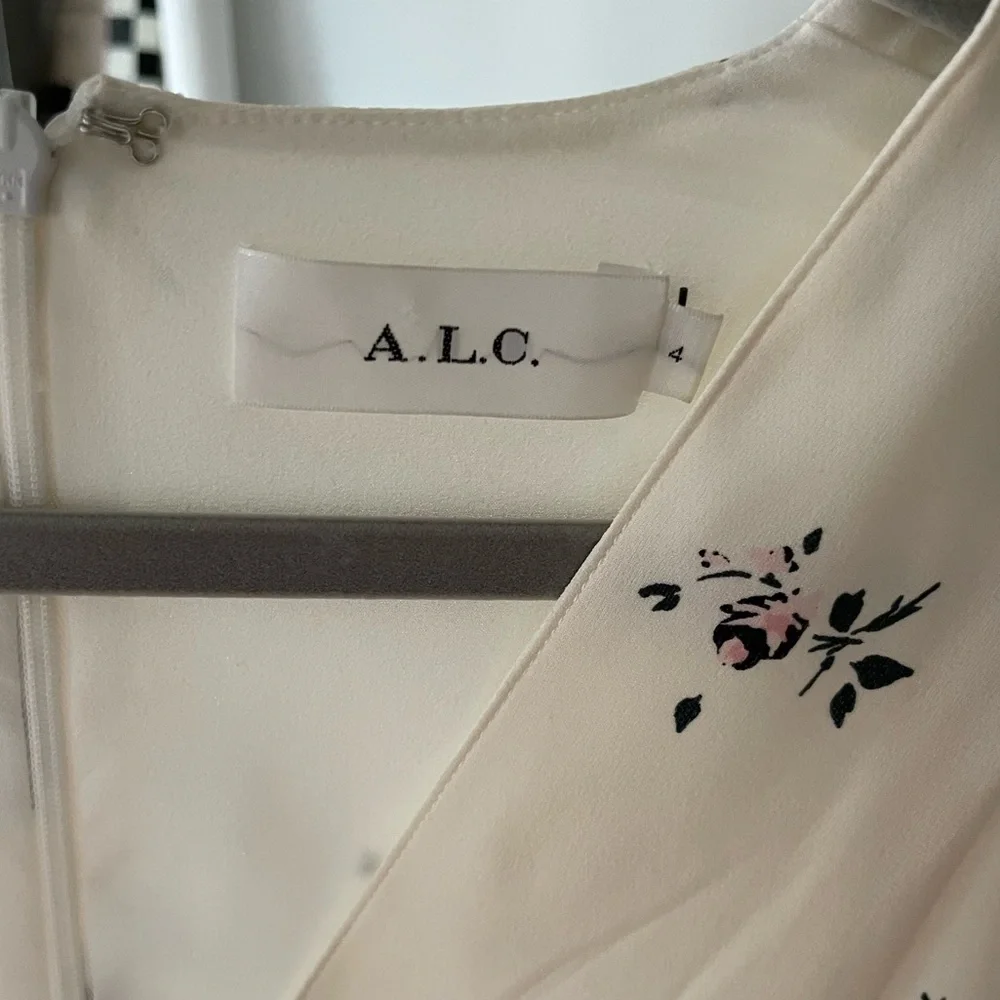 ALC Sana Flounce Hem Dress 100% Silk Floral - Picture 10 of 12